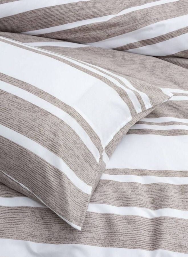 LUNA Home Single Size 4 Pieces set (1 Duvet cover - 160*210cm. 1 Fitted sheet - 100*200+30cm. 2 Pillow cases - 50*75cm.), Bedding set light Brown Stripe Design suitable for kids bedroom, use for single size bed - Image 4
